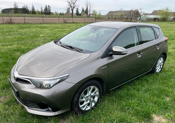 Toyota Auris cena 62000 przebieg: 156000, rok produkcji 2016 z Warszawa małe 436